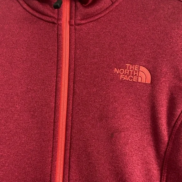 The North Face Red Full-Zip Jacket - Picture 2 of 4